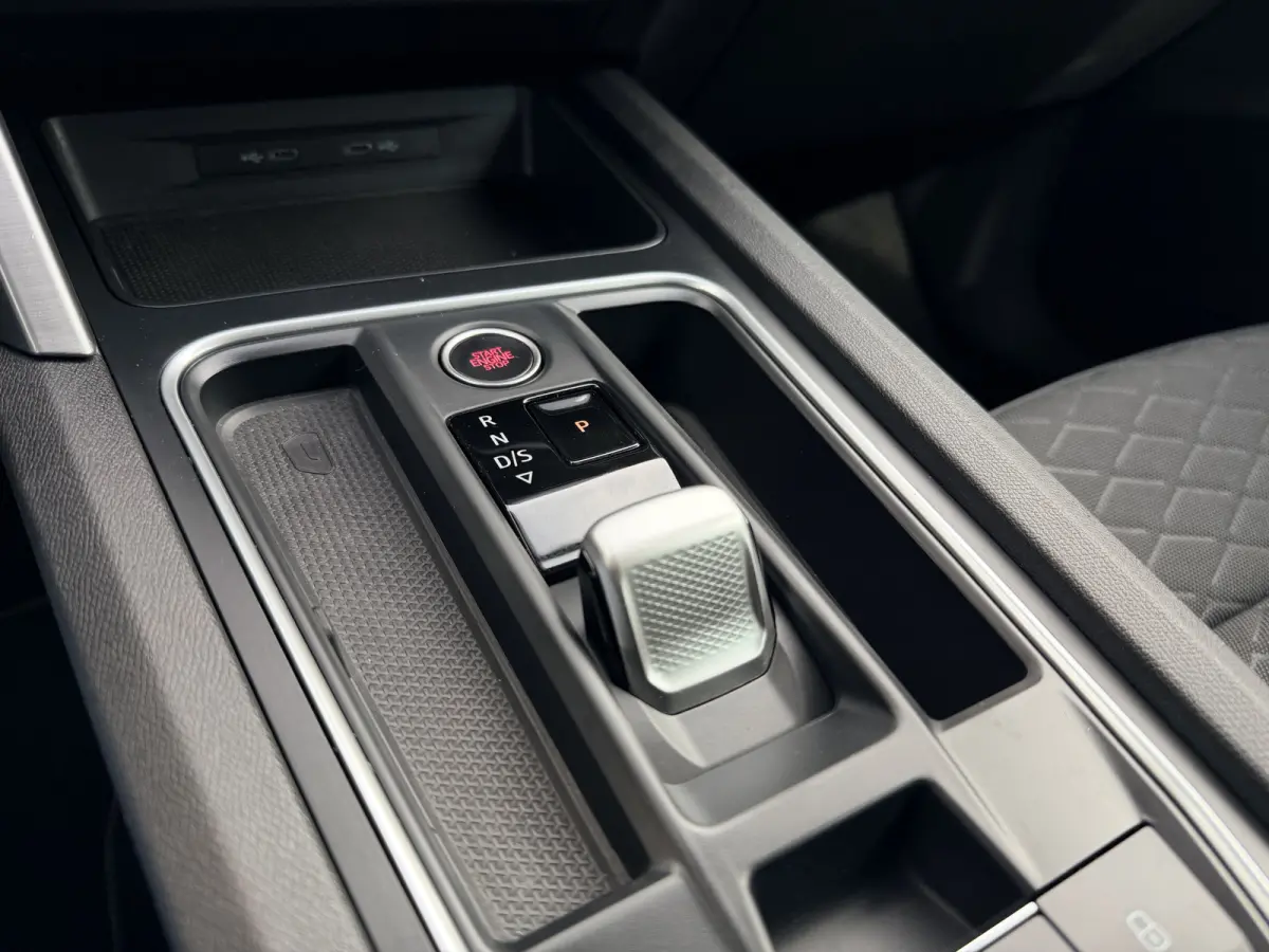 1.5 eTSI 150PK Automaat FR Launch Edition | Cruise | Camera | Winterpakket | Carplay | €18.900,- incl. BTW
