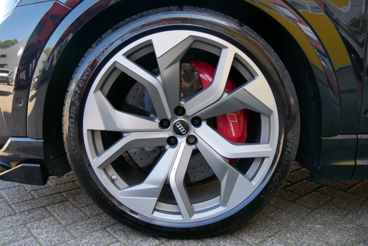 Rsq8 4.0tfsi v8.quattro.keramisch.carbon.alcantra.stand verw full optie