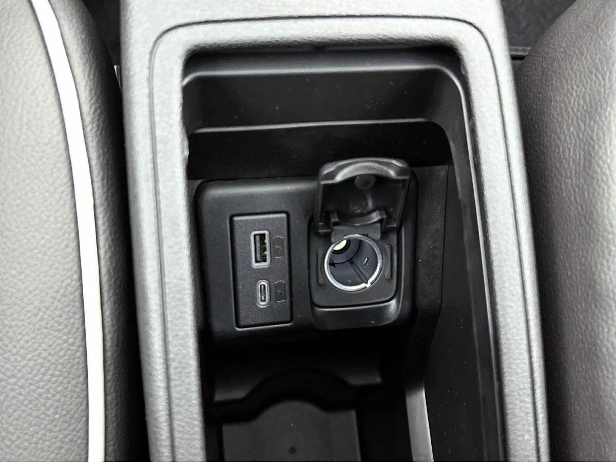 500 1.0 hybrid La Prima 65 PK | Nieuw | Tot 8 jaar fabrieksgarantie | Panoramadak | Navigatie | Apple carplay | Android auto | Parkeersensoren | Climate control | LED | Lederen bekleding |