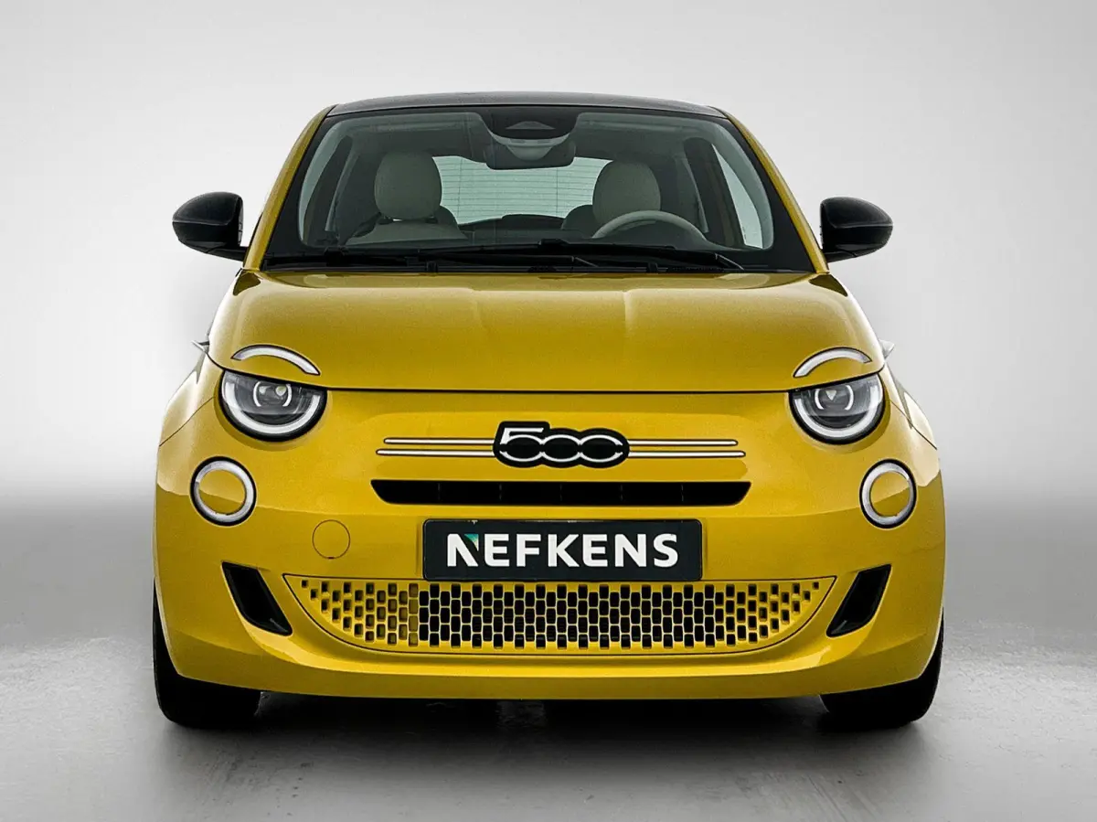 500 1.0 hybrid La Prima 65 PK | Nieuw | Tot 8 jaar fabrieksgarantie | Panoramadak | Navigatie | Apple carplay | Android auto | Parkeersensoren | Climate control | LED | Lederen bekleding |