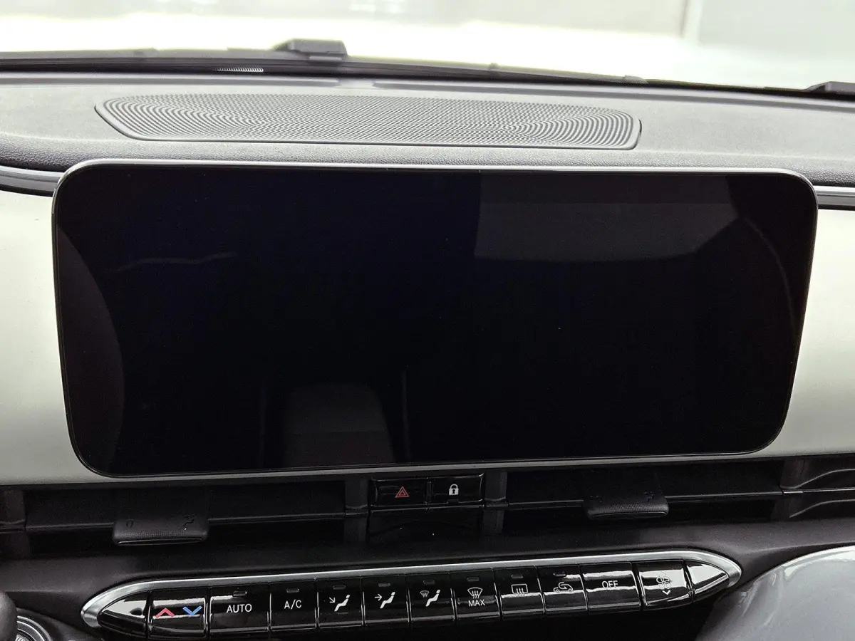 500 1.0 hybrid La Prima 65 PK | Nieuw | Tot 8 jaar fabrieksgarantie | Panoramadak | Navigatie | Apple carplay | Android auto | Parkeersensoren | Climate control | LED | Lederen bekleding |