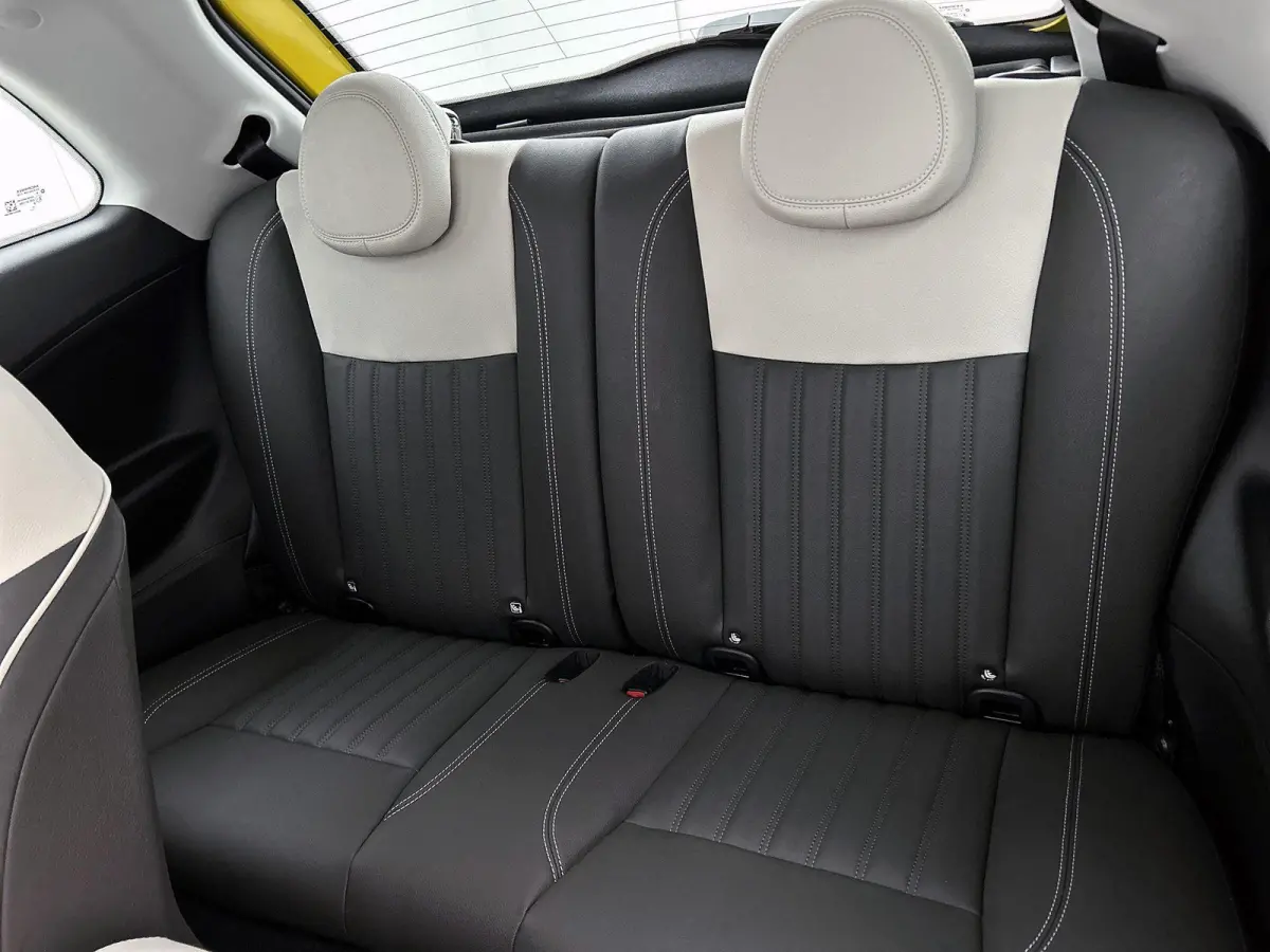 500 1.0 hybrid La Prima 65 PK | Nieuw | Tot 8 jaar fabrieksgarantie | Panoramadak | Navigatie | Apple carplay | Android auto | Parkeersensoren | Climate control | LED | Lederen bekleding |