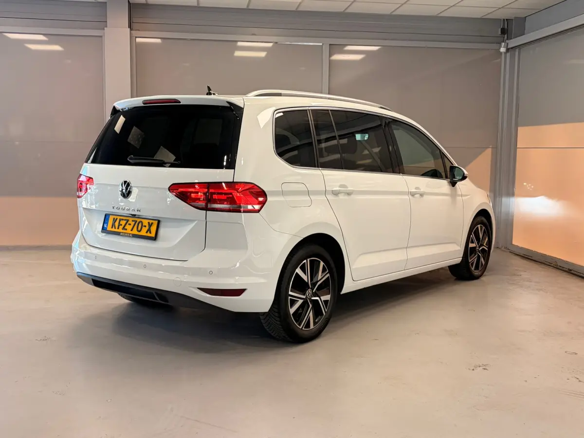 1.5 TSI Highline 7p | LED | ELEKT.- ACHTERKLEP | CAMERA |