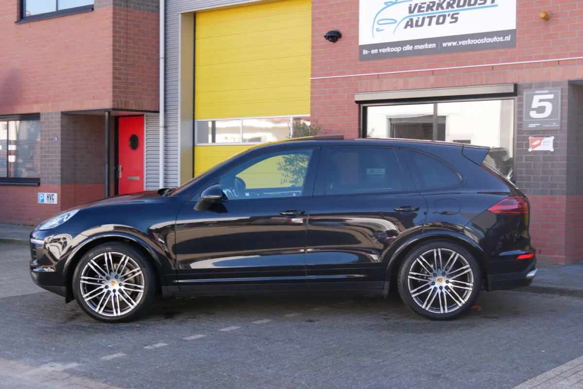 3.0 S E-Hybrid.luchtv panodak.zeer correct .org ned