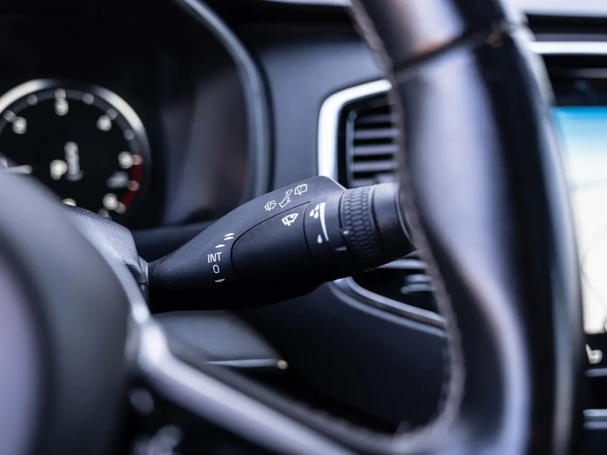 2.0 B5 AWD R-Design | Pano | Head-Up | H/K Sound |