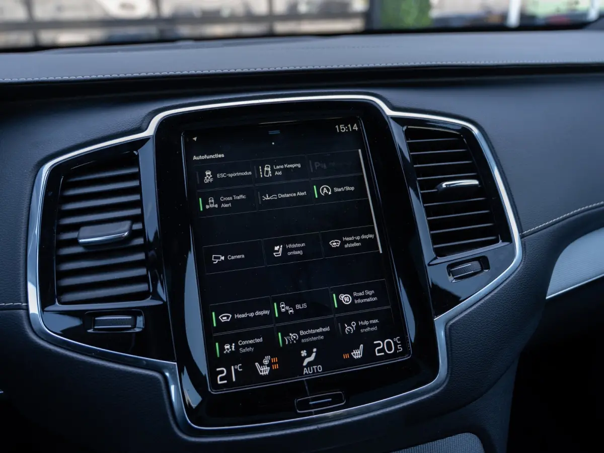 2.0 B5 AWD R-Design | Pano | Head-Up | H/K Sound |