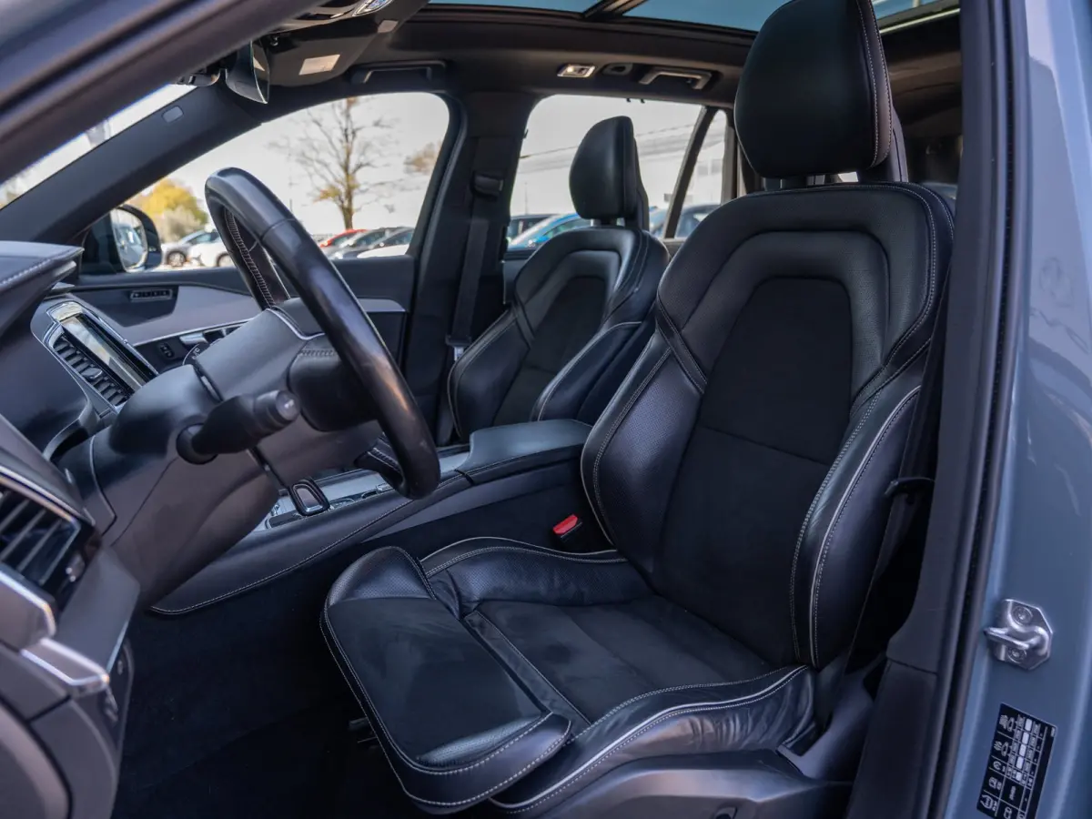 2.0 B5 AWD R-Design | Pano | Head-Up | H/K Sound |