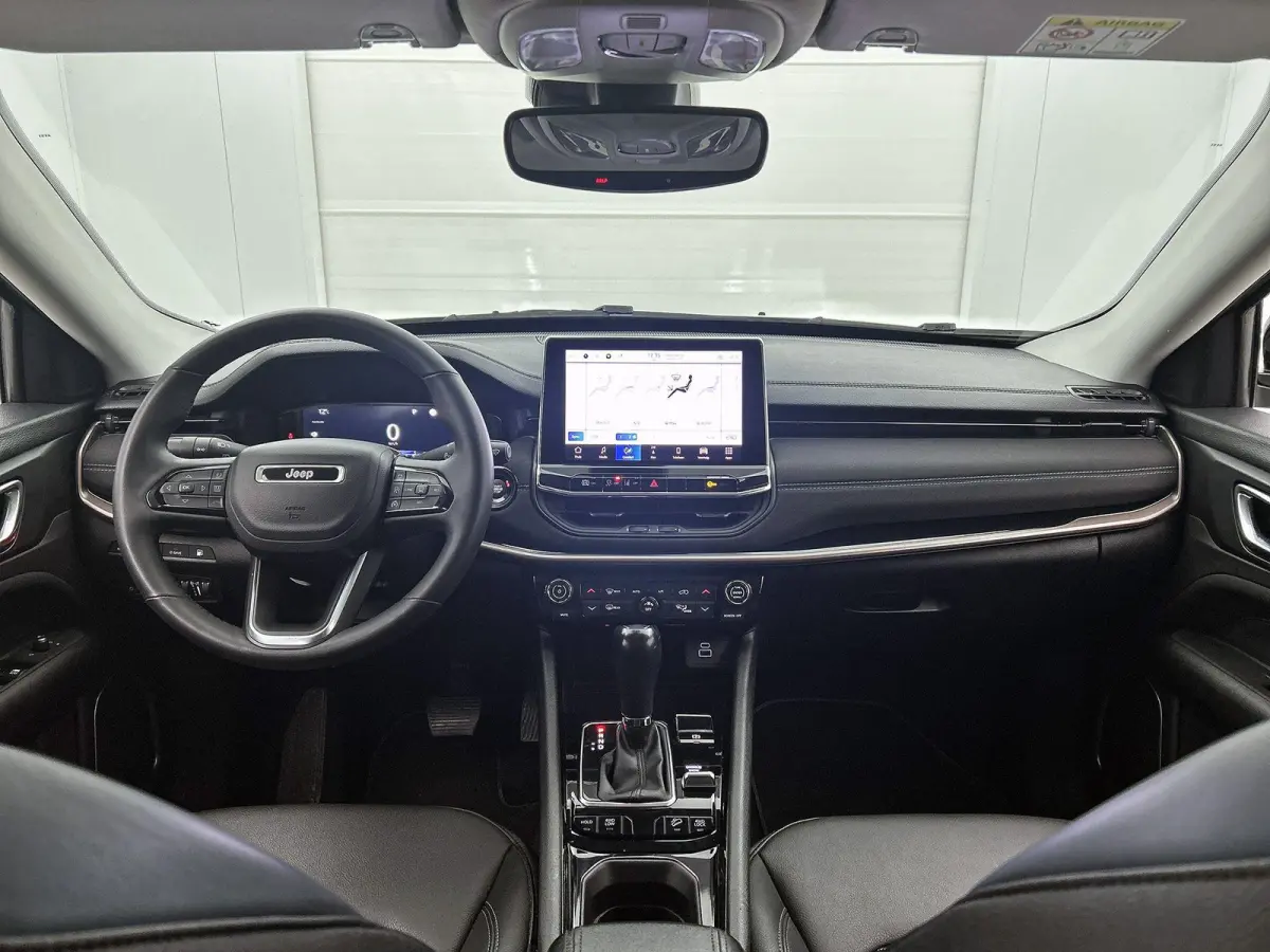 4xe Plug-in Hybrid Upland 240pk Automaat | Navigatie | Adaptieve Cruise Control | 18"LMV | LED | Keyless Entry/Start | Camera | Apple Carplay/Android Auto |