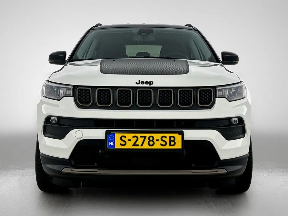 4xe Plug-in Hybrid Upland 240pk Automaat | Navigatie | Adaptieve Cruise Control | 18"LMV | LED | Keyless Entry/Start | Camera | Apple Carplay/Android Auto |