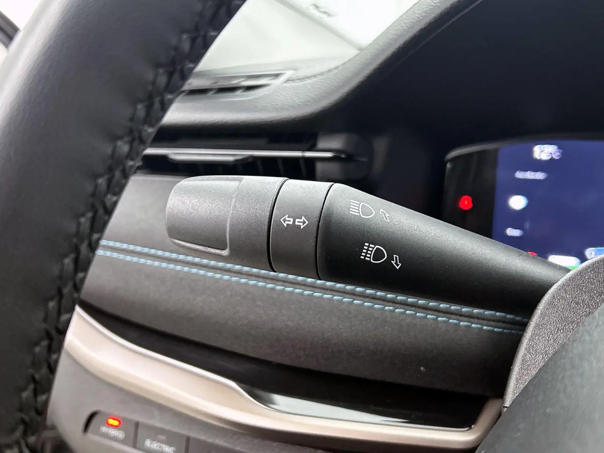 4xe Plug-in Hybrid Upland 240pk Automaat | Navigatie | Adaptieve Cruise Control | 18"LMV | LED | Keyless Entry/Start | Camera | Apple Carplay/Android Auto |