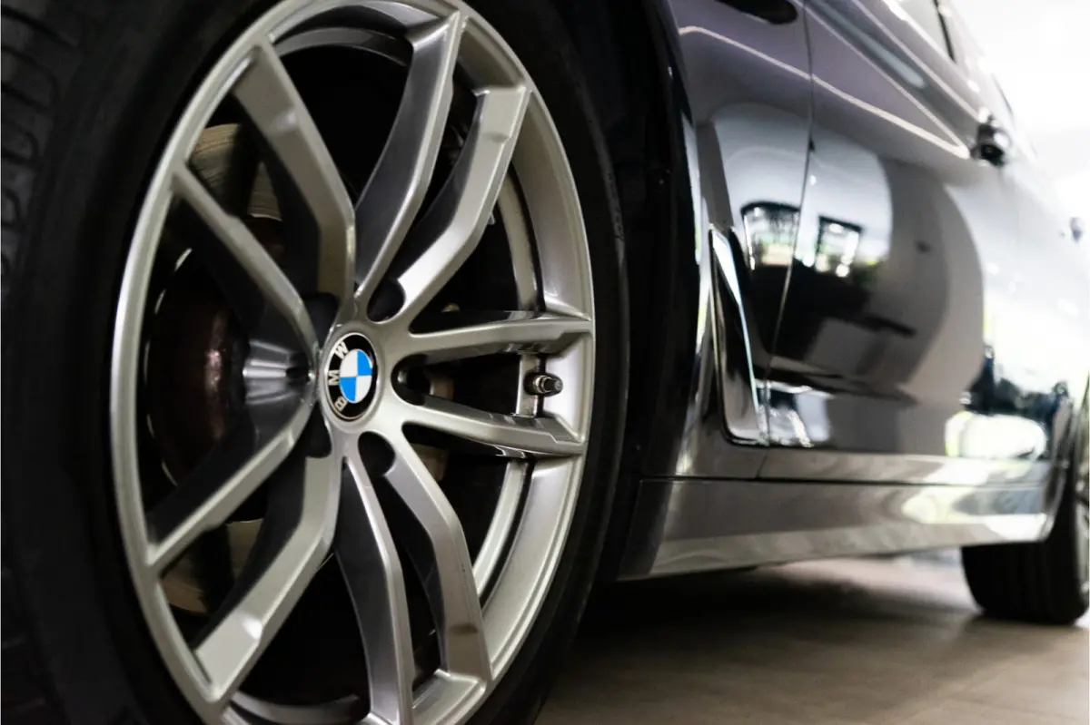 520i High Executive Edition 184PK | NL AUTO+NAP | Sfeer | LED | Trekhaak | Memory&Leder | Garantie