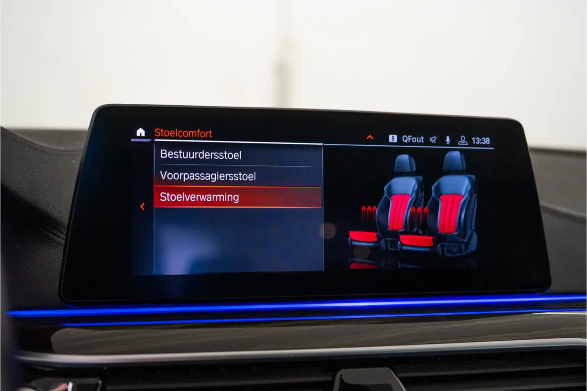 520i High Executive Edition 184PK | NL AUTO+NAP | Sfeer | LED | Trekhaak | Memory&Leder | Garantie