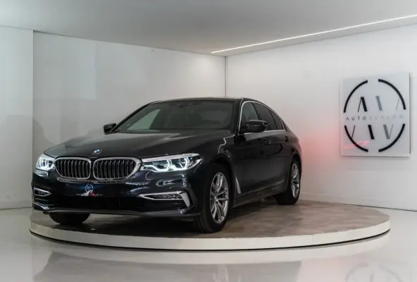 520i High Executive Edition 184PK | NL AUTO+NAP | Sfeer | LED | Trekhaak | Memory&Leder | Garantie