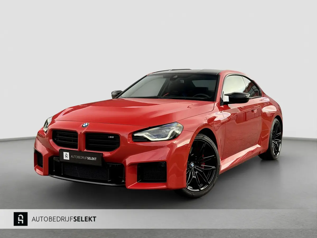M2 | G87 | Toronto rood metallic | Carbon dak | Memory