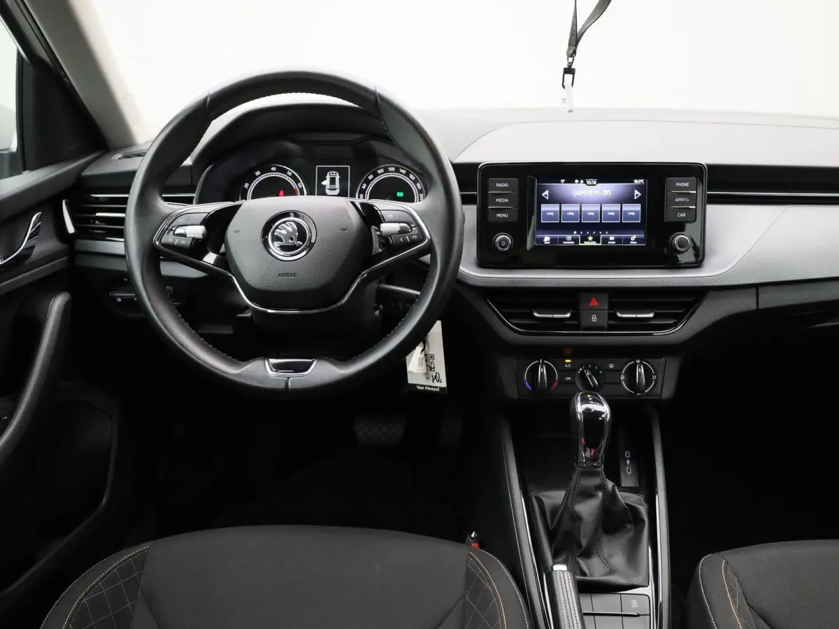 1.0 TSI Ambition | Automaat | Airco | Bluetooth | Parkeersensoren Achter |