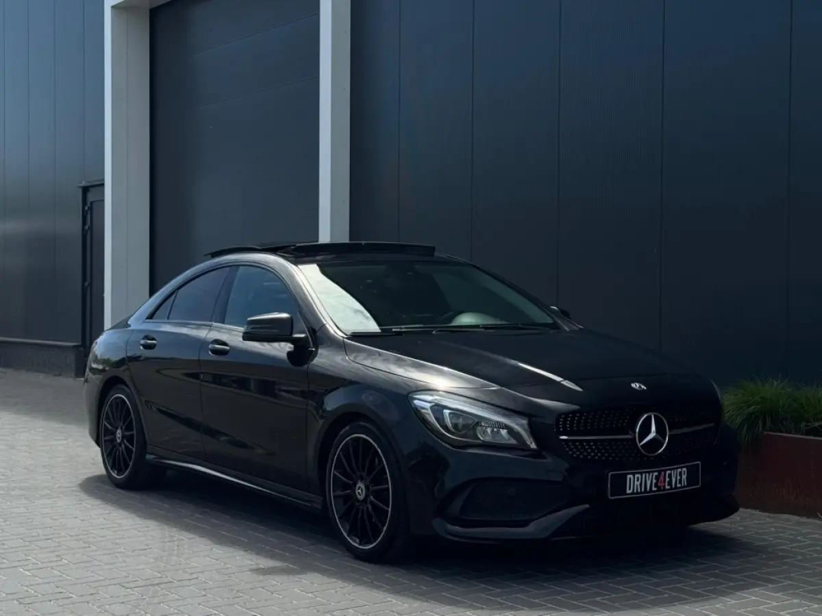 180 AMG NIGHT FULL PANO NAVI APPLE CARPLAY CAMERA PDC