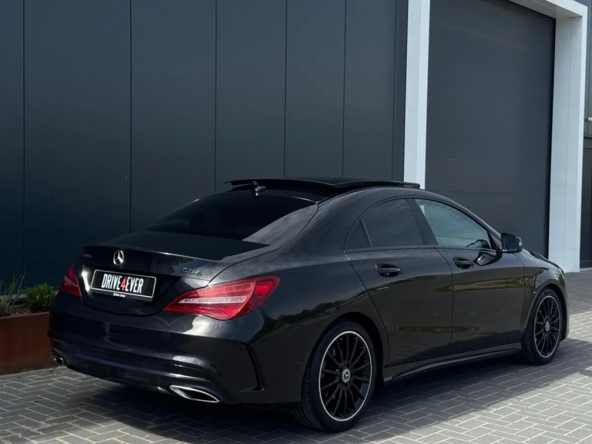 180 AMG NIGHT FULL PANO NAVI APPLE CARPLAY CAMERA PDC