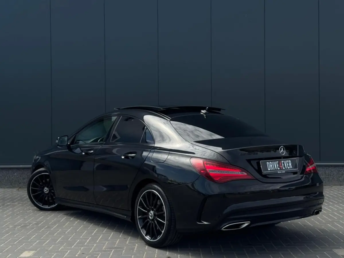 180 AMG NIGHT FULL PANO NAVI APPLE CARPLAY CAMERA PDC