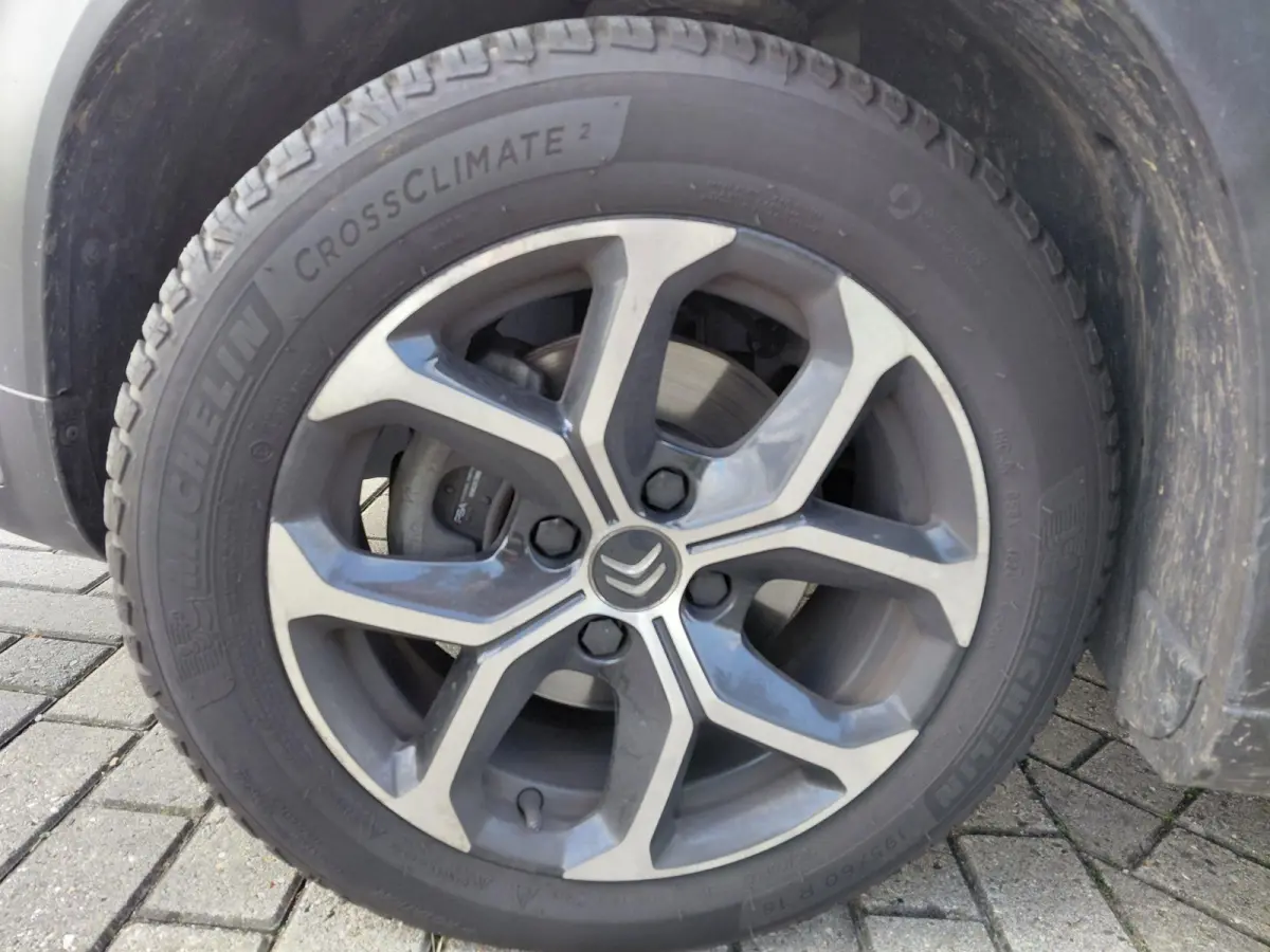 1.2 PureTech Shine