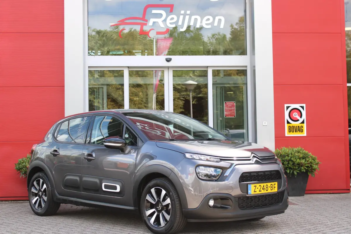 1.2 82PK MAX | NAVIGATIE | ACHTERUITRIJ CAMERA | CLIMATE CONTROL | CRUISE CONTROL | APPLE CARPLAY/ANDROID AUTO | LICHTMETALEN VELGEN 16" | DAB+ RADIO | REGEN/LICHT SENSOR |