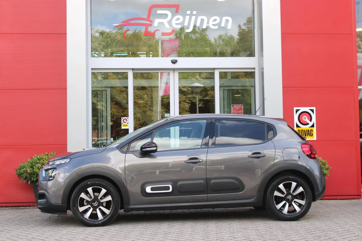 1.2 82PK MAX | NAVIGATIE | ACHTERUITRIJ CAMERA | CLIMATE CONTROL | CRUISE CONTROL | APPLE CARPLAY/ANDROID AUTO | LICHTMETALEN VELGEN 16" | DAB+ RADIO | REGEN/LICHT SENSOR |