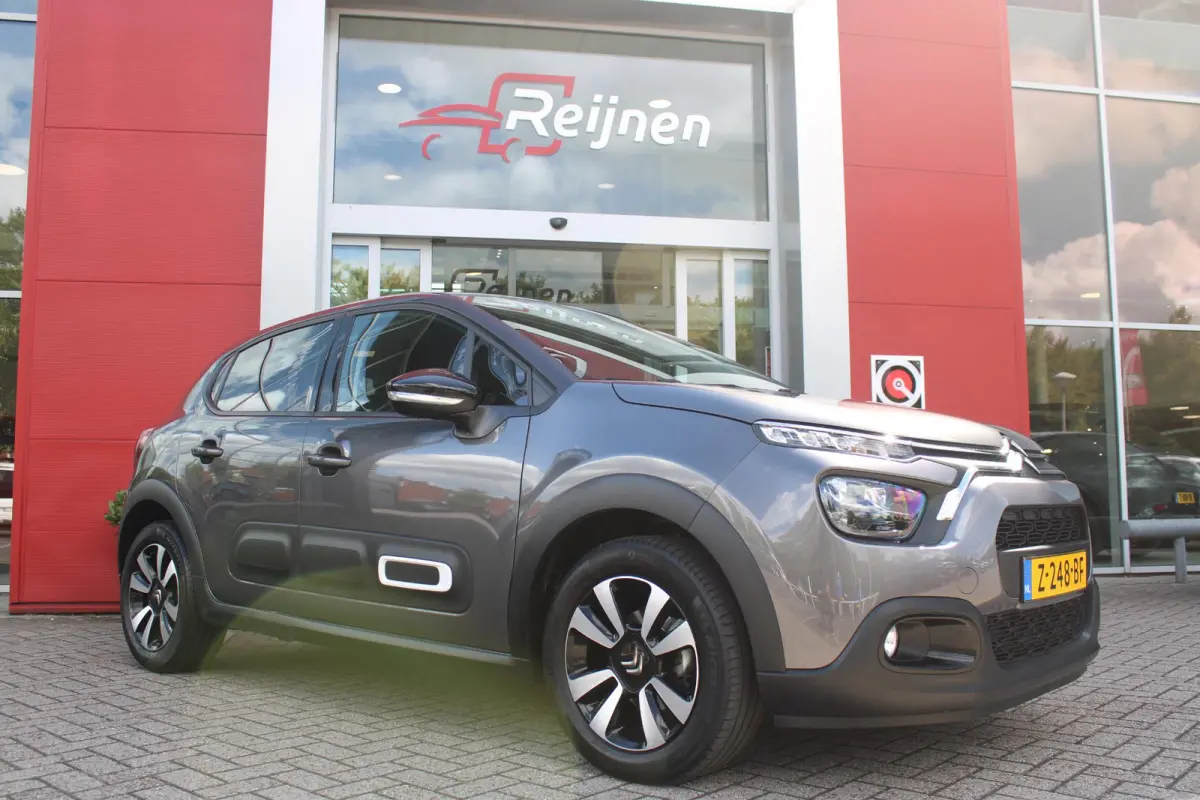 1.2 82PK MAX | NAVIGATIE | ACHTERUITRIJ CAMERA | CLIMATE CONTROL | CRUISE CONTROL | APPLE CARPLAY/ANDROID AUTO | LICHTMETALEN VELGEN 16" | DAB+ RADIO | REGEN/LICHT SENSOR |
