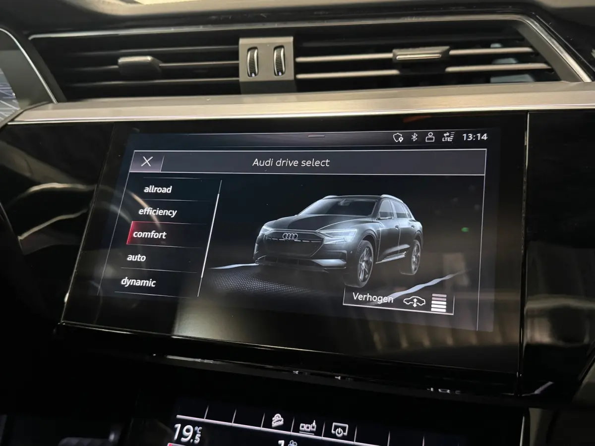 55 quattro advanced 95 kWh | PANO | S-LINE | B&O | 360 CAMERA