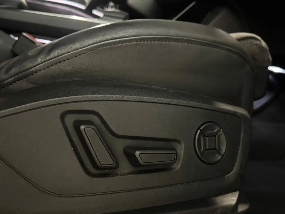 55 quattro advanced 95 kWh | PANO | S-LINE | B&O | 360 CAMERA