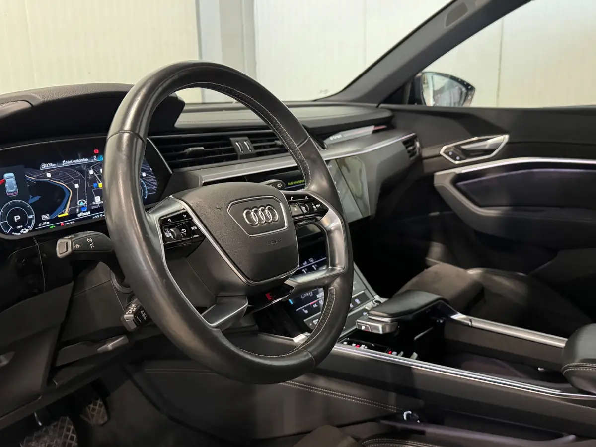 55 quattro advanced 95 kWh | PANO | S-LINE | B&O | 360 CAMERA
