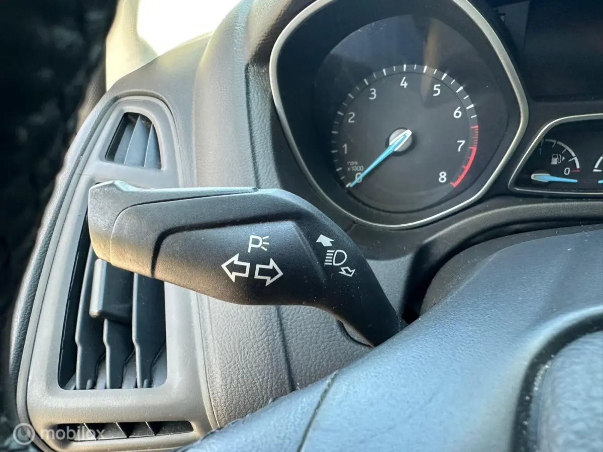 1.0 Ecoboost Trend / airco