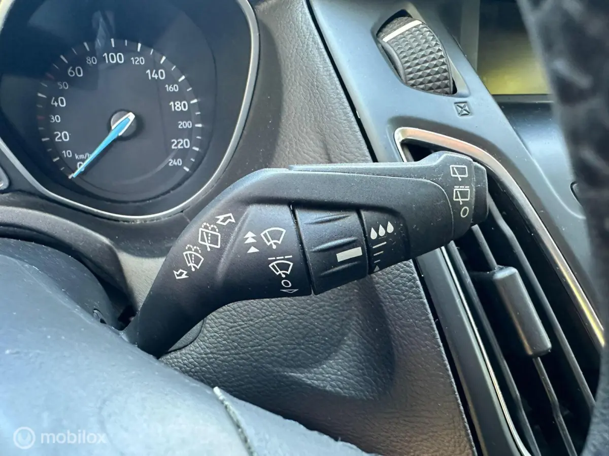 1.0 Ecoboost Trend / airco