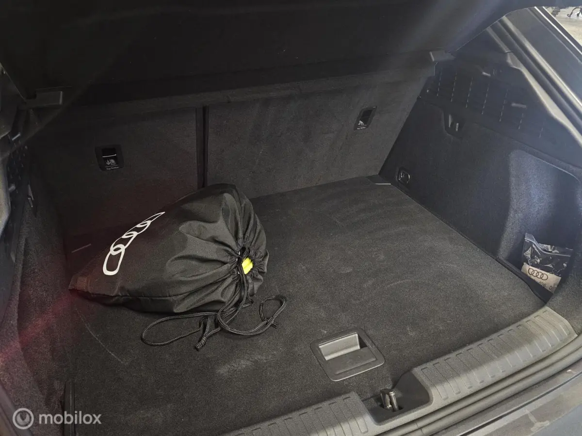 40 TFSI e 3x S-line Panorama/Keyless/Camera/ACC