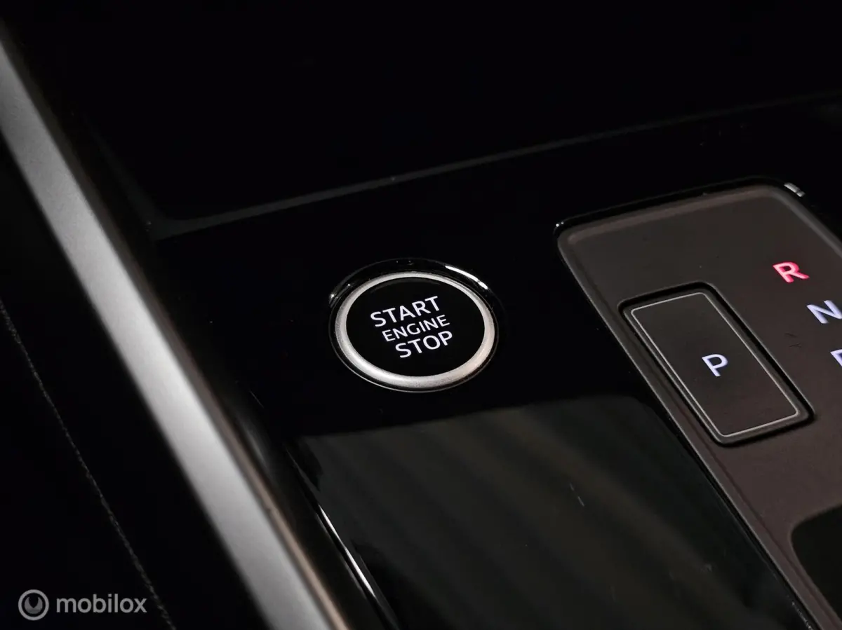40 TFSI e 3x S-line Panorama/Keyless/Camera/ACC