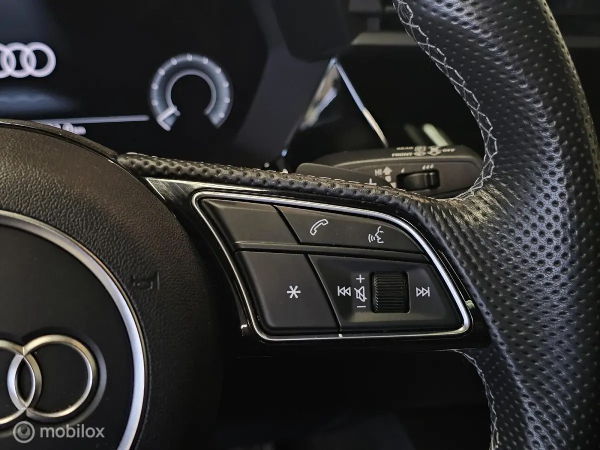 40 TFSI e 3x S-line Panorama/Keyless/Camera/ACC