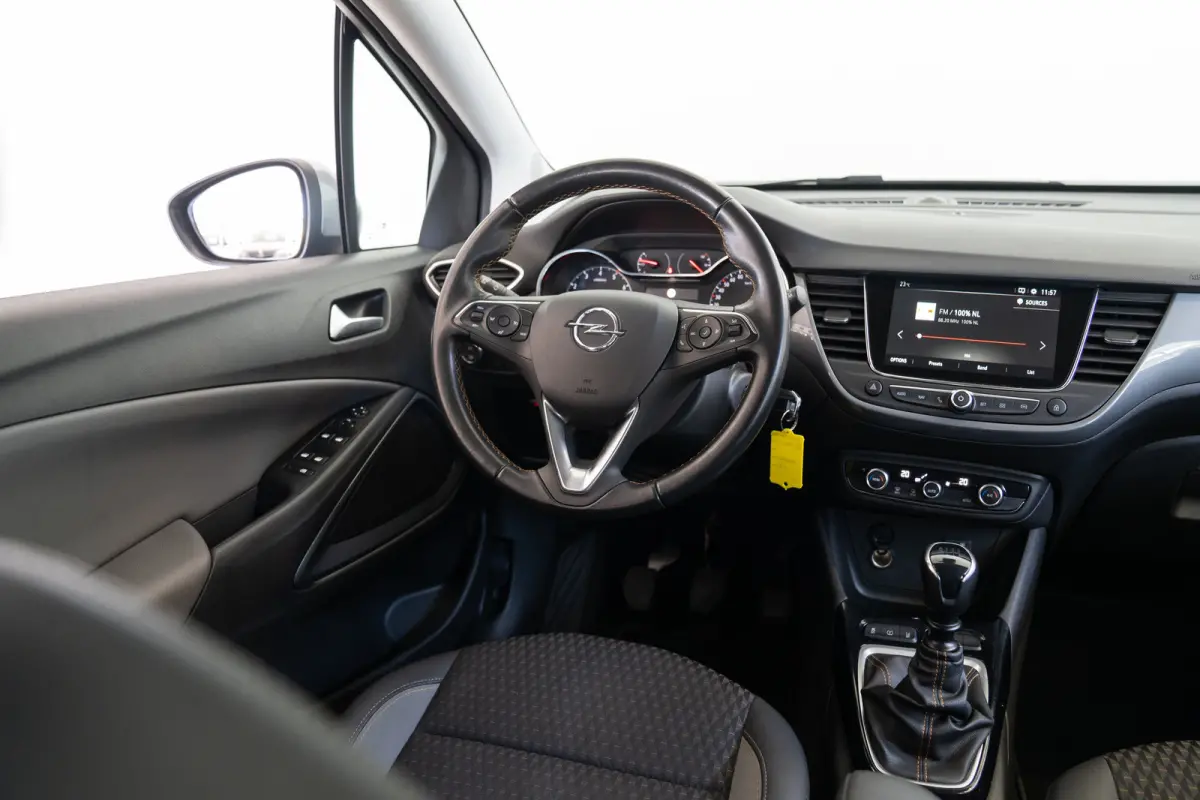 1.2 Turbo Innovation | Climate Controle | Navigatie | Parkeersensoren | Apple Carplay & Android Auto | Bluetooth |