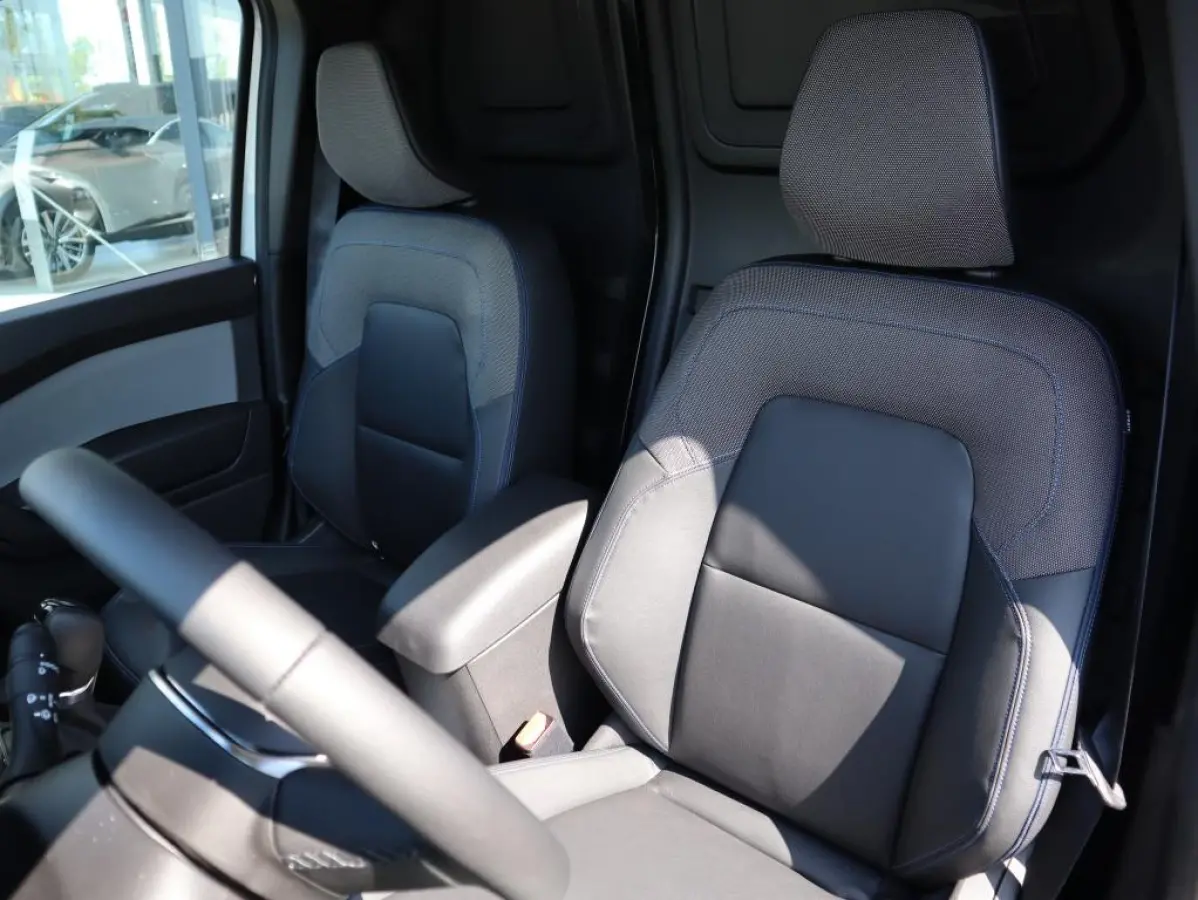 Tekna L1 45kWh 123PK | 1500KG Geremd | Apple Carplay | Achteruitrijcamera
