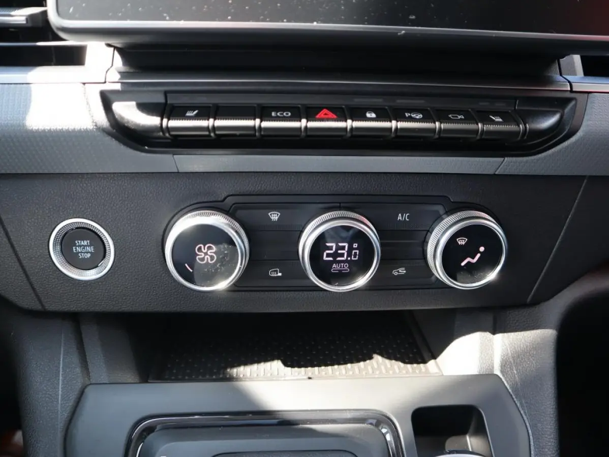 Tekna L1 45kWh 123PK | 1500KG Geremd | Apple Carplay | Achteruitrijcamera