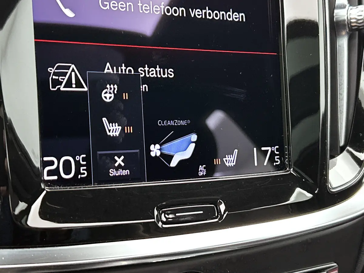 T8 Hybride AWD R-Design SOH 94% / Panoramadak / Leder / Navigatie / Adap. Cruise / Pdc.V+A / Stuur- Stoelverwarming / Apk 01-2028