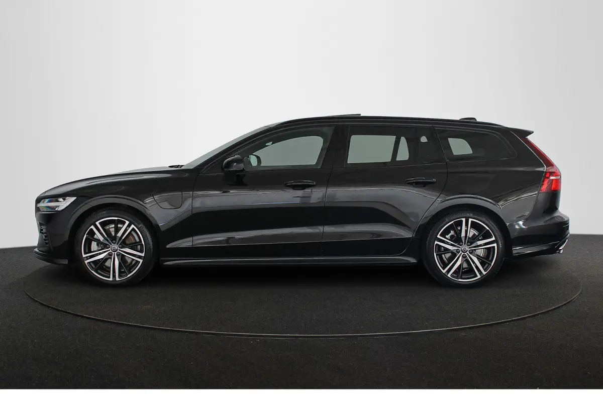 2.0 T6 Recharge AWD R-Design Panoramadak 19" Achteruitrijcamera
