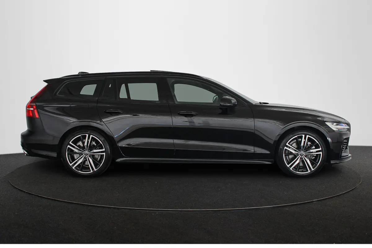 2.0 T6 Recharge AWD R-Design Panoramadak 19" Achteruitrijcamera