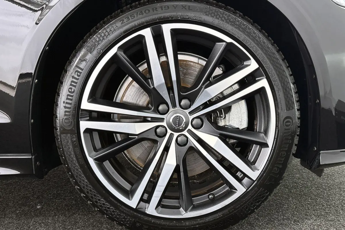 2.0 T6 Recharge AWD R-Design Panoramadak 19" Achteruitrijcamera