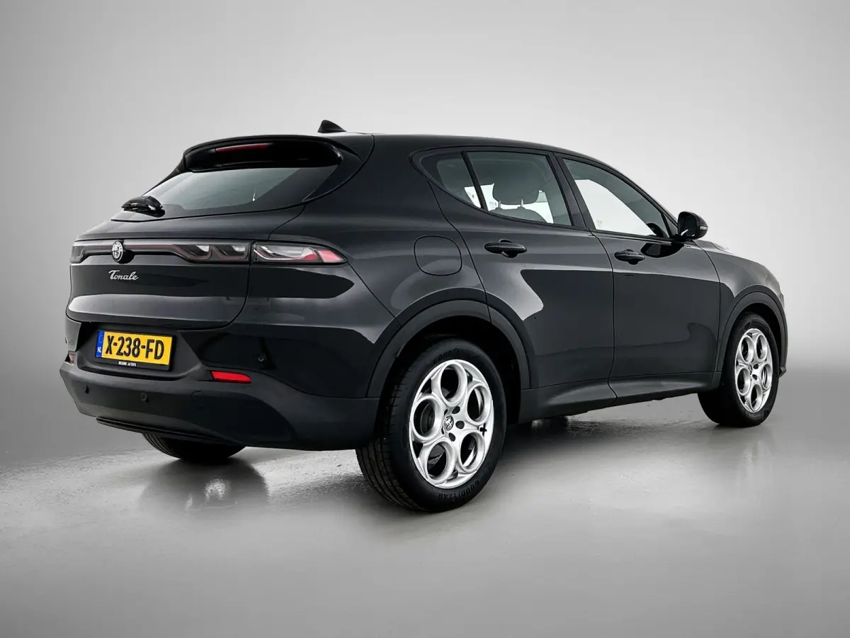 1.5T 131PK Automaat Sprint / Pdc.V+A / Stoel+Stuur verwarming / Navigatie / Lmv / Adaptive Cruise / Carplay / Apk 10-2027