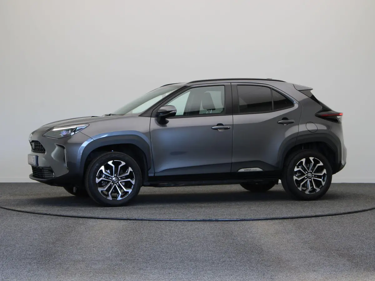 1.5 Hybrid 115 Dynamic | Stoelverwarming | Stuurwielverwarming | Apple Carplay & Android Auto |