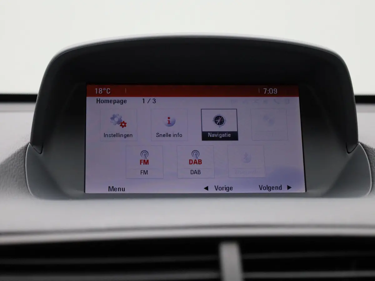 1.4 T Innovation | Automaat | Camera | Panoramadak | Cruise Control | Navigatie |