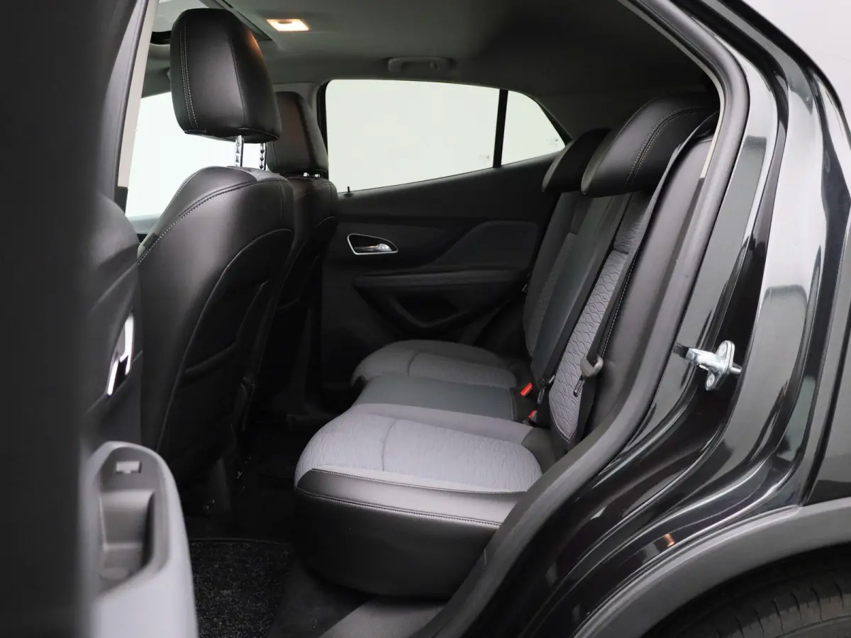 1.4 T Innovation | Automaat | Camera | Panoramadak | Cruise Control | Navigatie |