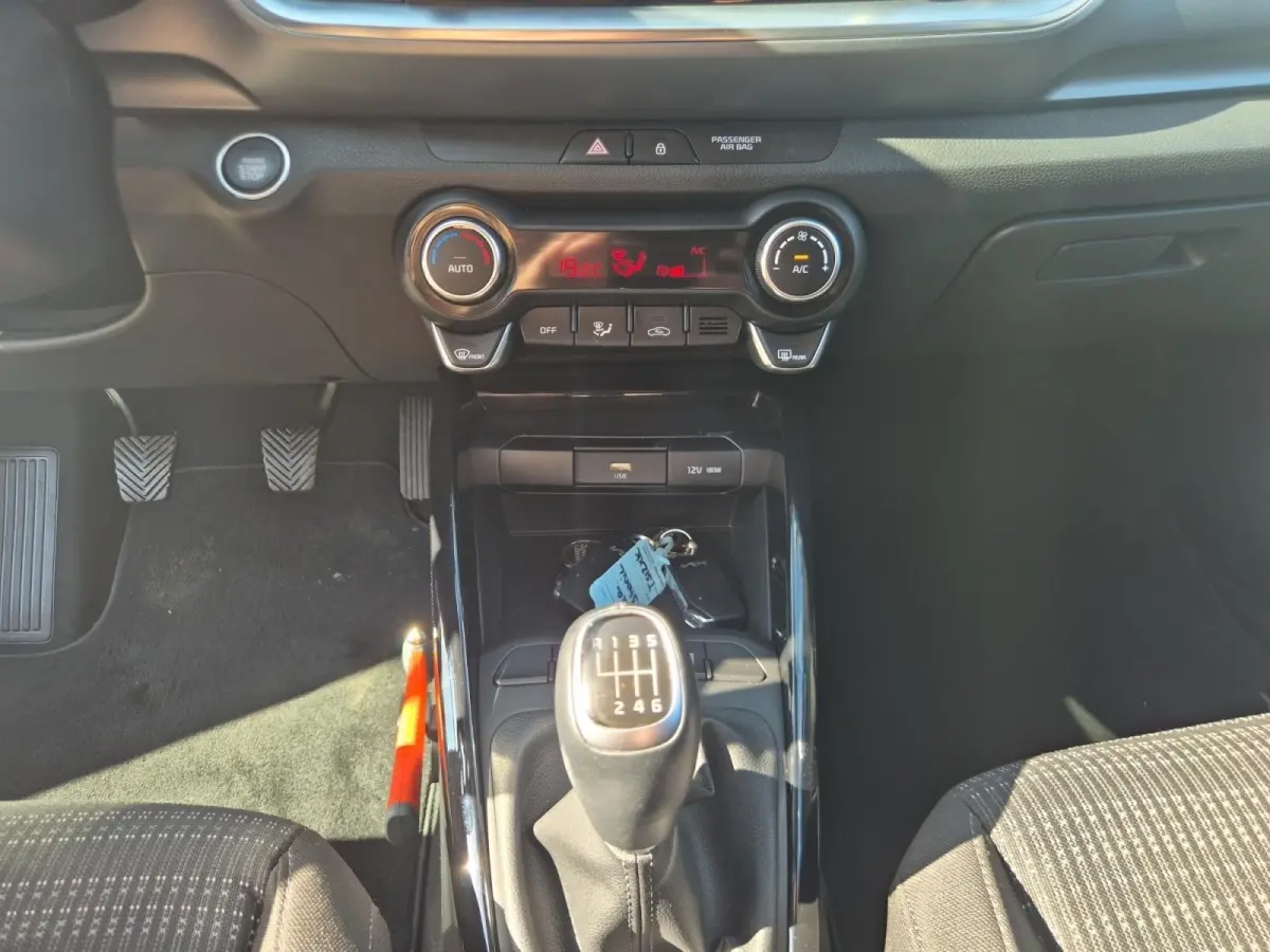 1.0 T-GDi MHEV DynamicPlusLine | Airco | Navi | Camera | LM Velgen | Privacy Glass |