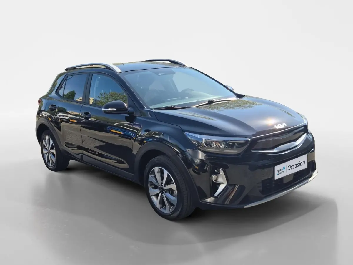 1.0 T-GDi MHEV DynamicPlusLine | Airco | Navi | Camera | LM Velgen | Privacy Glass |