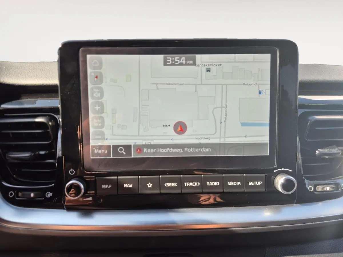 1.0 T-GDi MHEV DynamicPlusLine | Airco | Navi | Camera | LM Velgen | Privacy Glass |