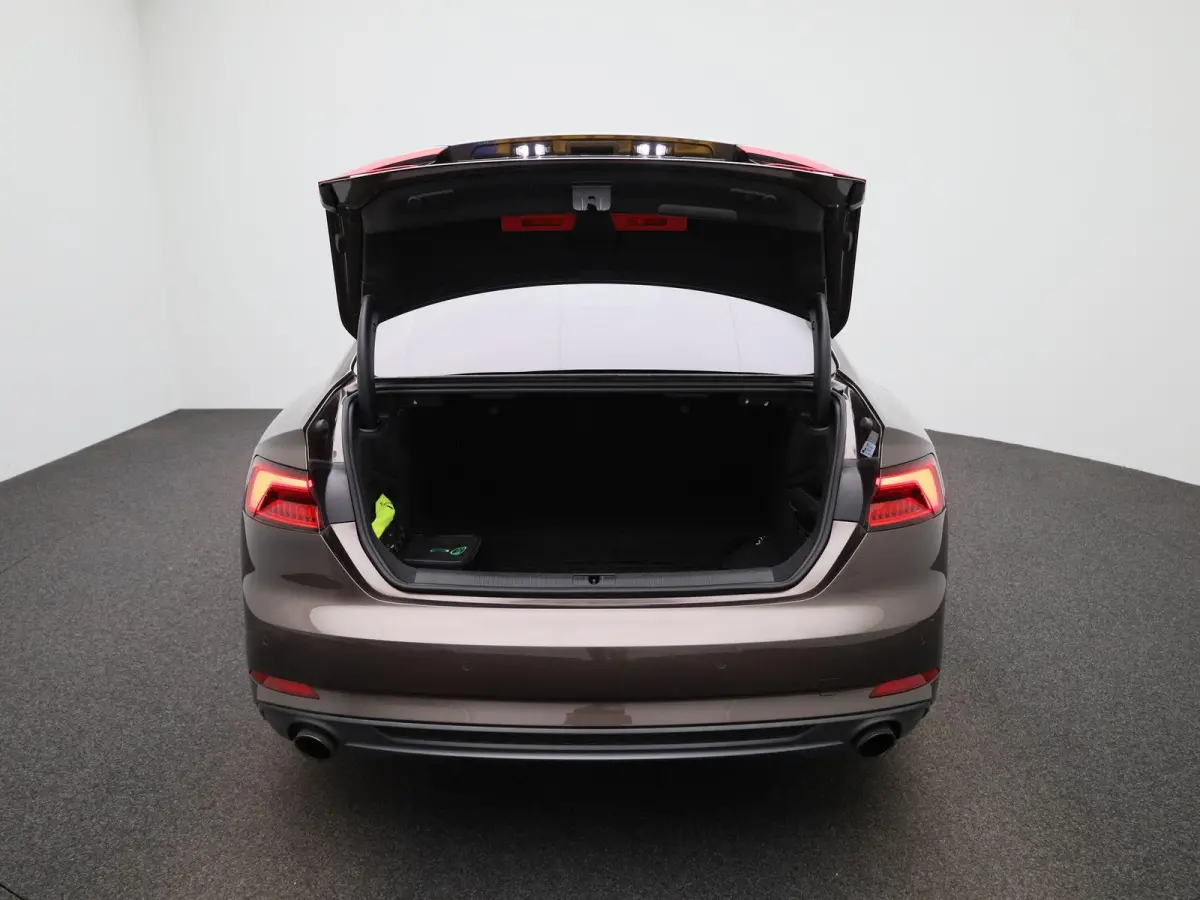 2.0 TFSI ultra Launch Edition | Automaat | Panoramdak | Stoelverwarming | Navigatie | Climate Control |