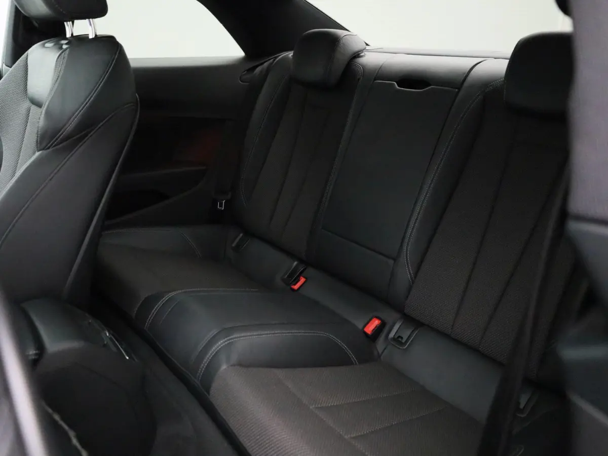 2.0 TFSI ultra Launch Edition | Automaat | Panoramdak | Stoelverwarming | Navigatie | Climate Control |
